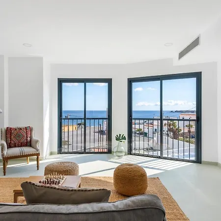 Modern Design House With Roof Terrace * Poris de Abona