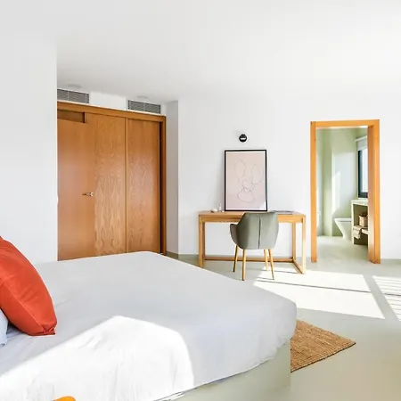 Modern Design House With Roof Terrace Prázdninový dům