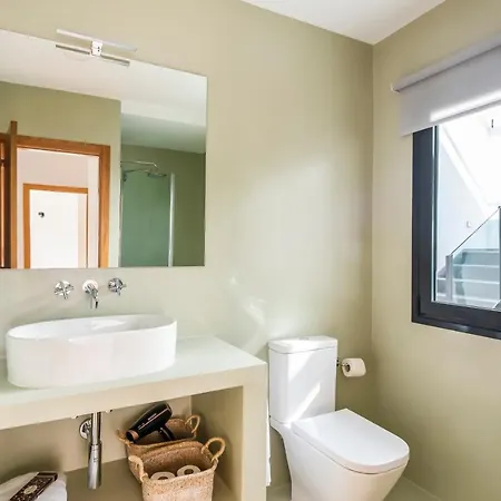 Modern Design House With Roof Terrace * Poris de Abona