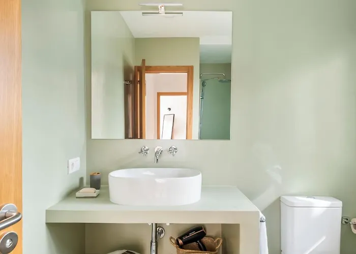 بيت للعطل Modern Design House With Roof Terrace بوريس دي أبونا