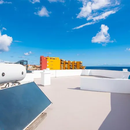 Feriehus Modern Design House With Roof Terrace Poris de Abona